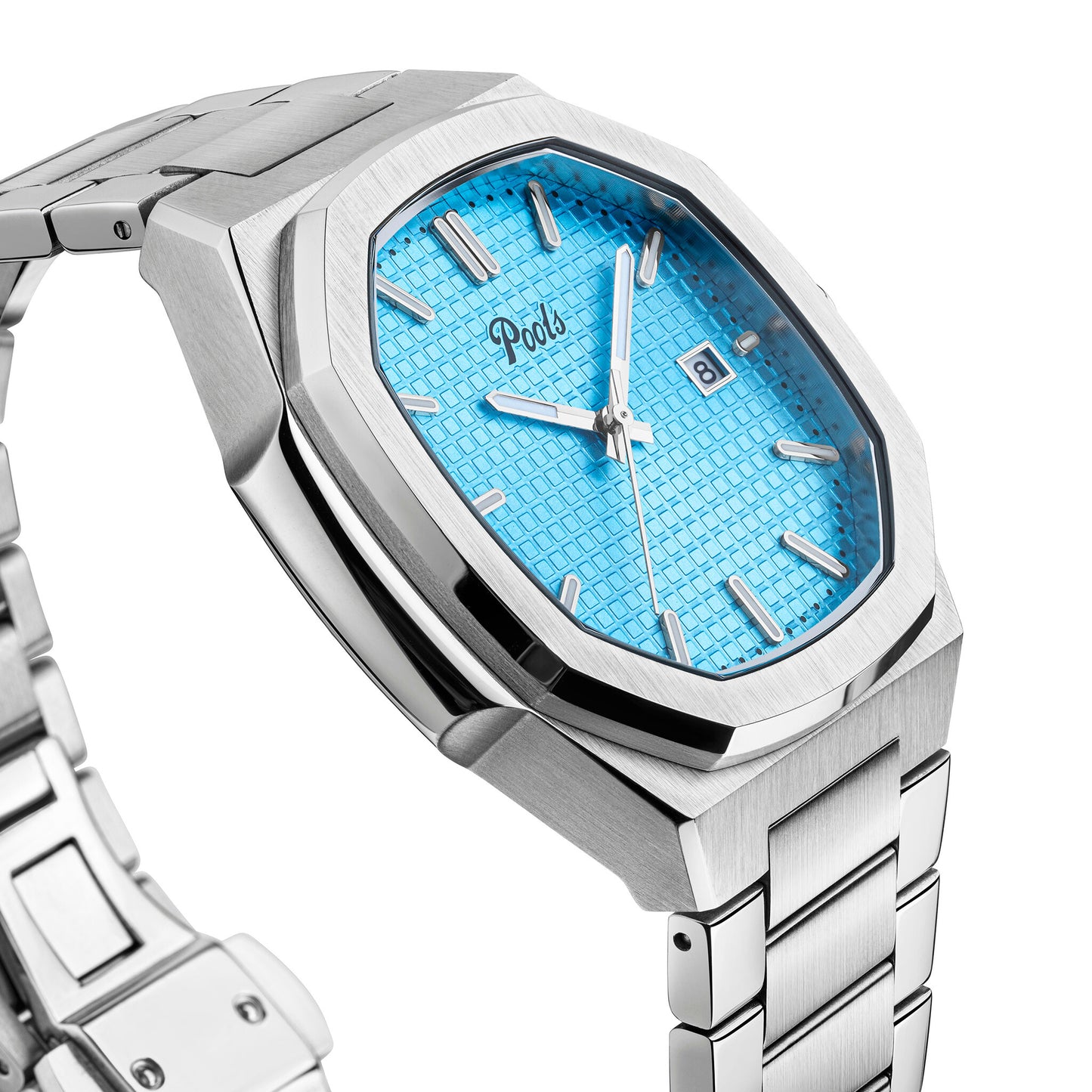 Pools CISANO Herrenuhr mit hellblauen Zifferblatt und Edelstahlarmband im Detail